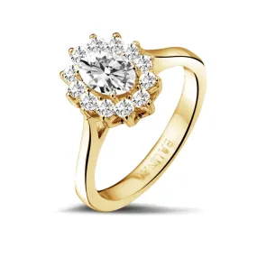 0.90 quilates anillo « entourage » en oro amarillo con diamante ovalado 