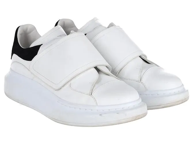 Alexander McQueen Zapatillas de deporte extragrandes de una sola correa en cuero blanco 