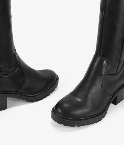 Botas altas negras de piel vegana con tacón