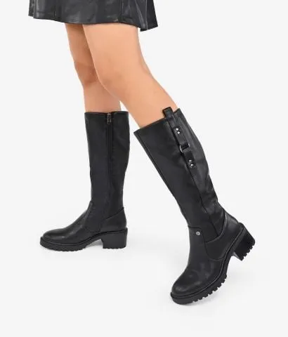 Botas altas negras de piel vegana con tacón