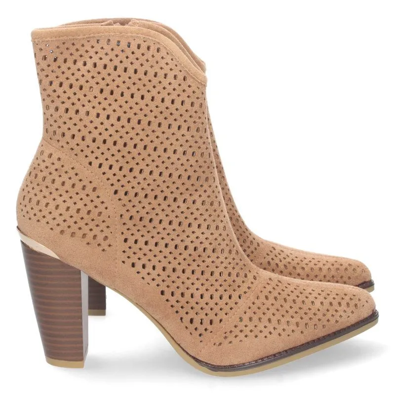 Botines camel de tacón alto mujer calados