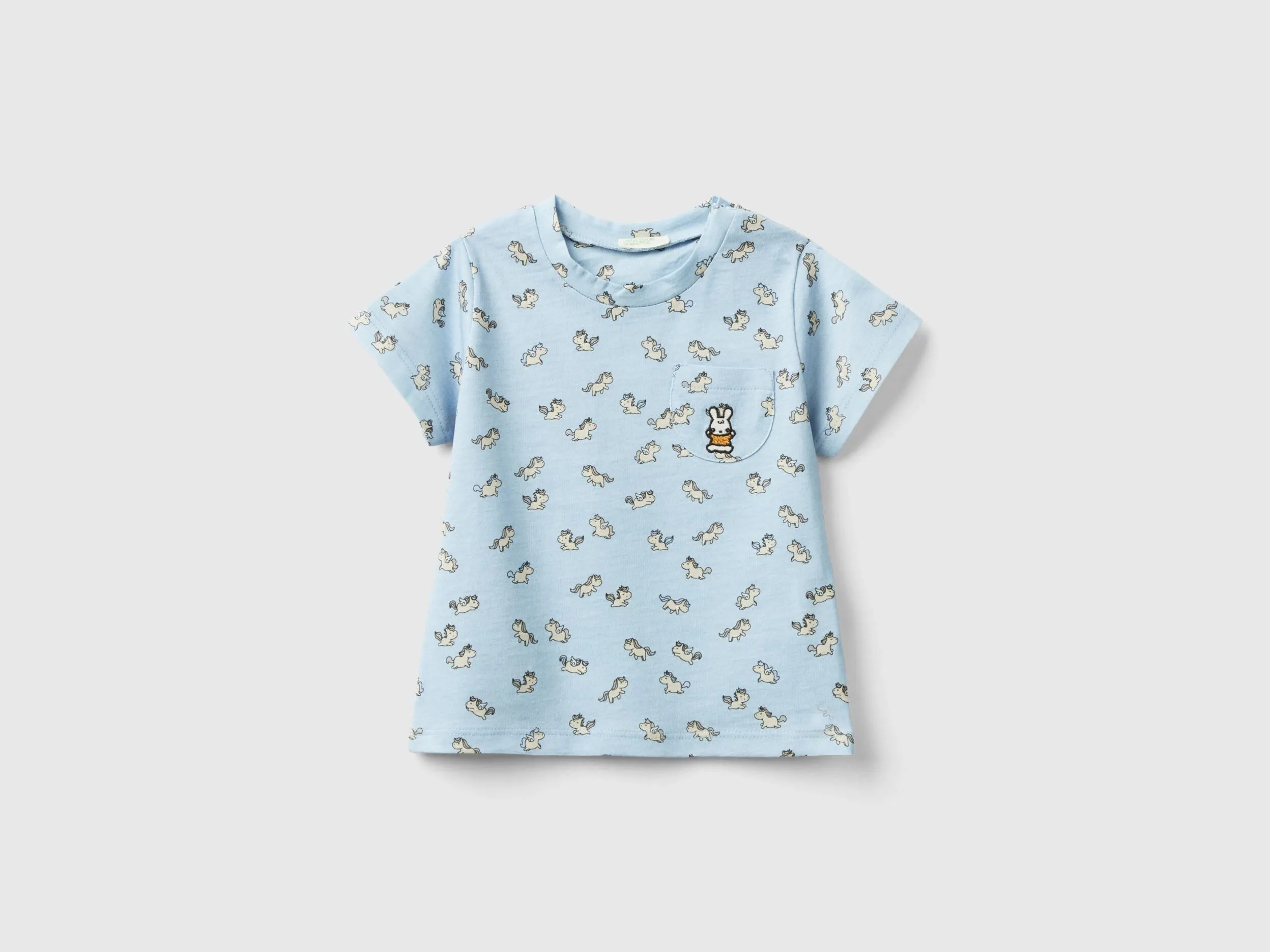 Camiseta con estampado de unicornios