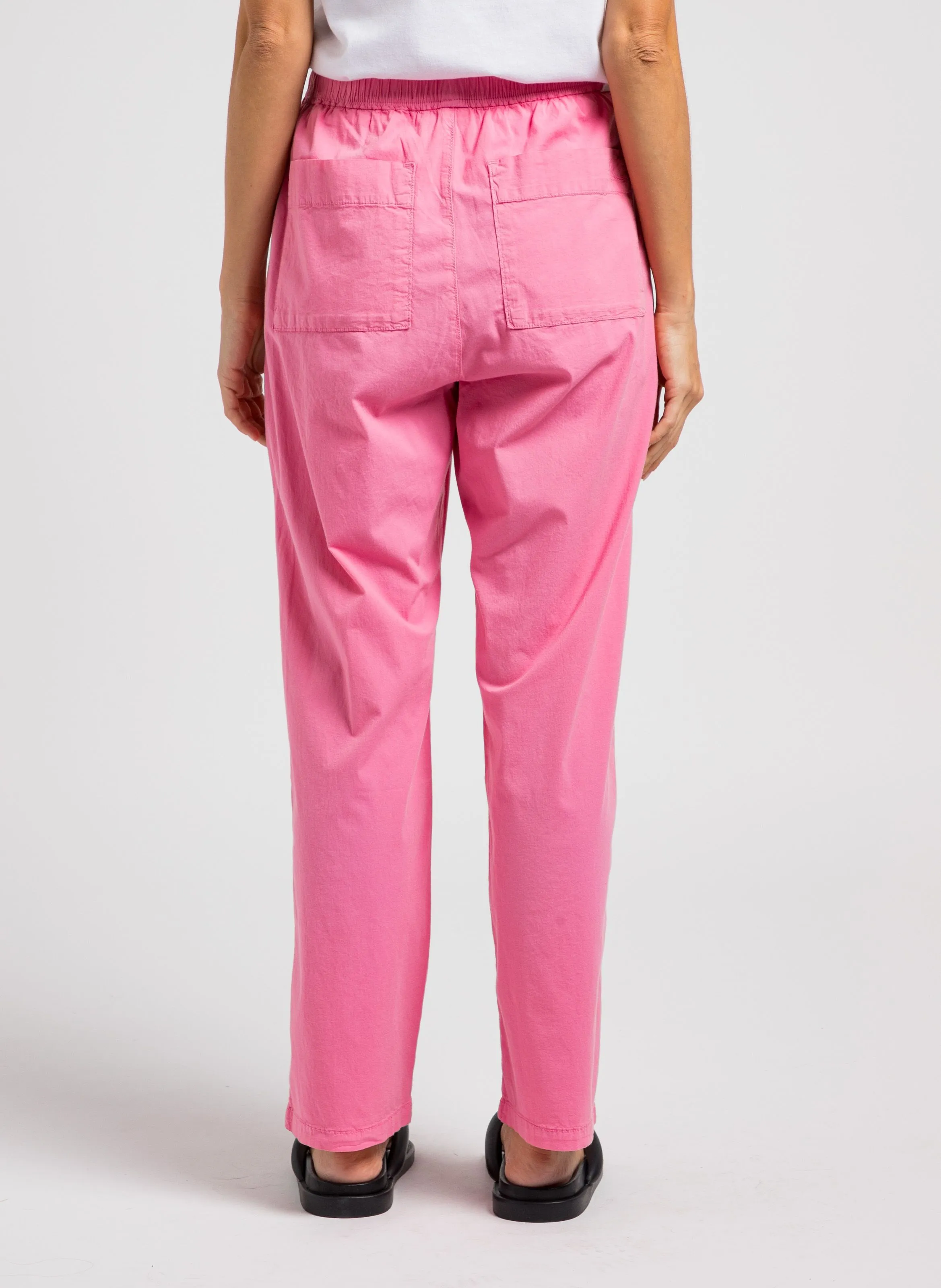 CAPRI - Pantalón paracaídas de mezcla de algodón en rosa