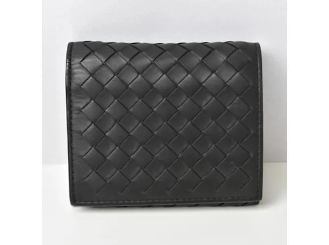 Cartera de cuero negro Intrecciato de Bottega Veneta 