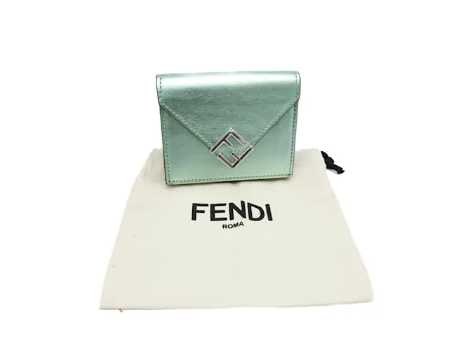 Cartera de cuero para mujer Fendi FF Diamond 8M0480 