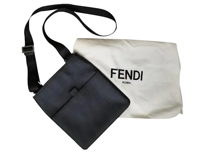 Fendi Bolsos de mano Negro 