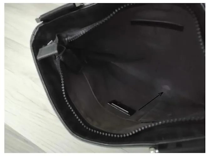 Fendi Bolsos de mano Negro 