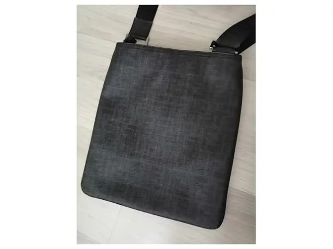 Fendi Bolsos de mano Negro 