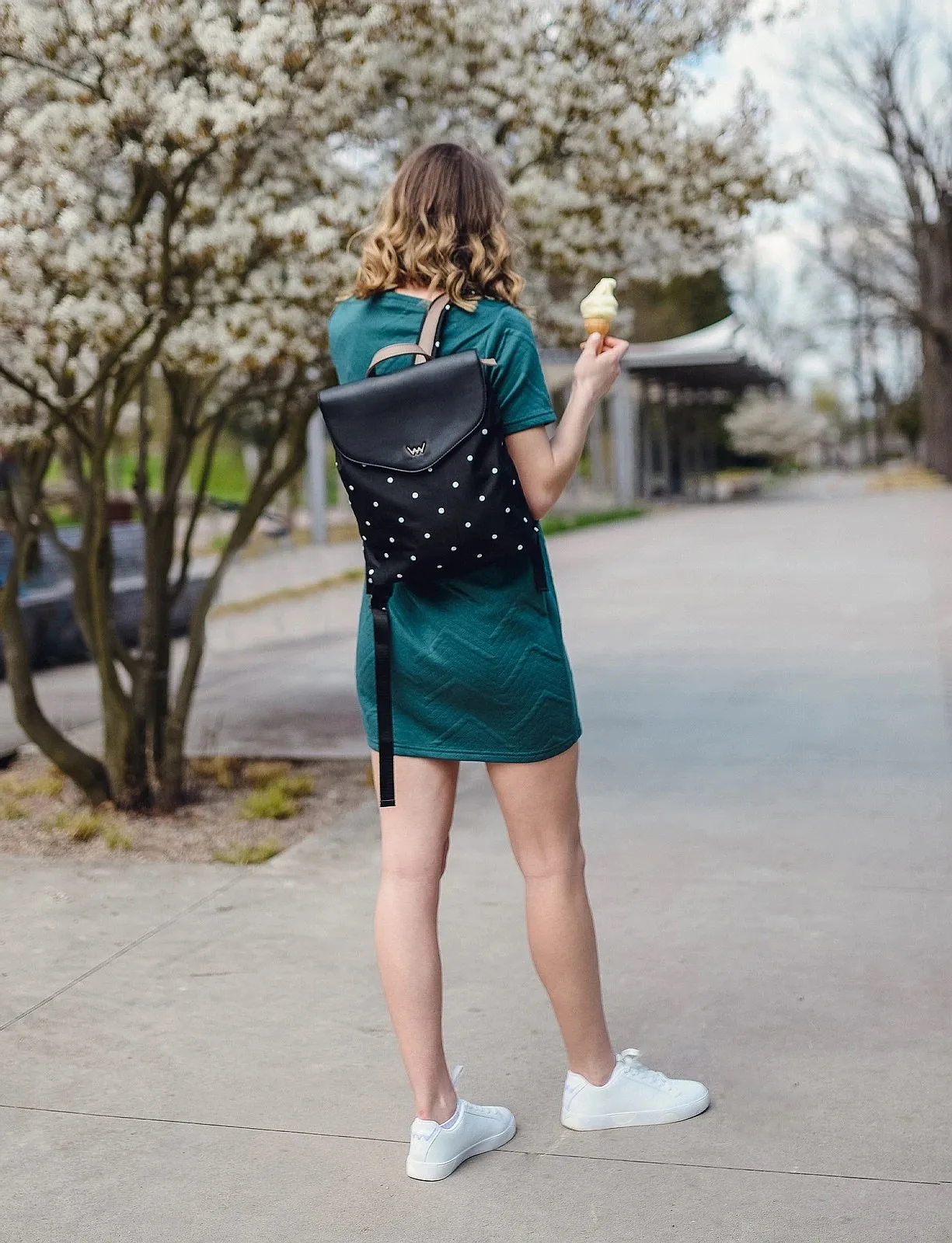 mochila Vuch Scipion - Black/White Dots - women´s