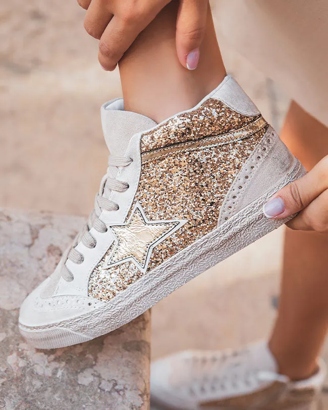 Zapatillas de mujer doradas altas con estrella y cordones - Lolie